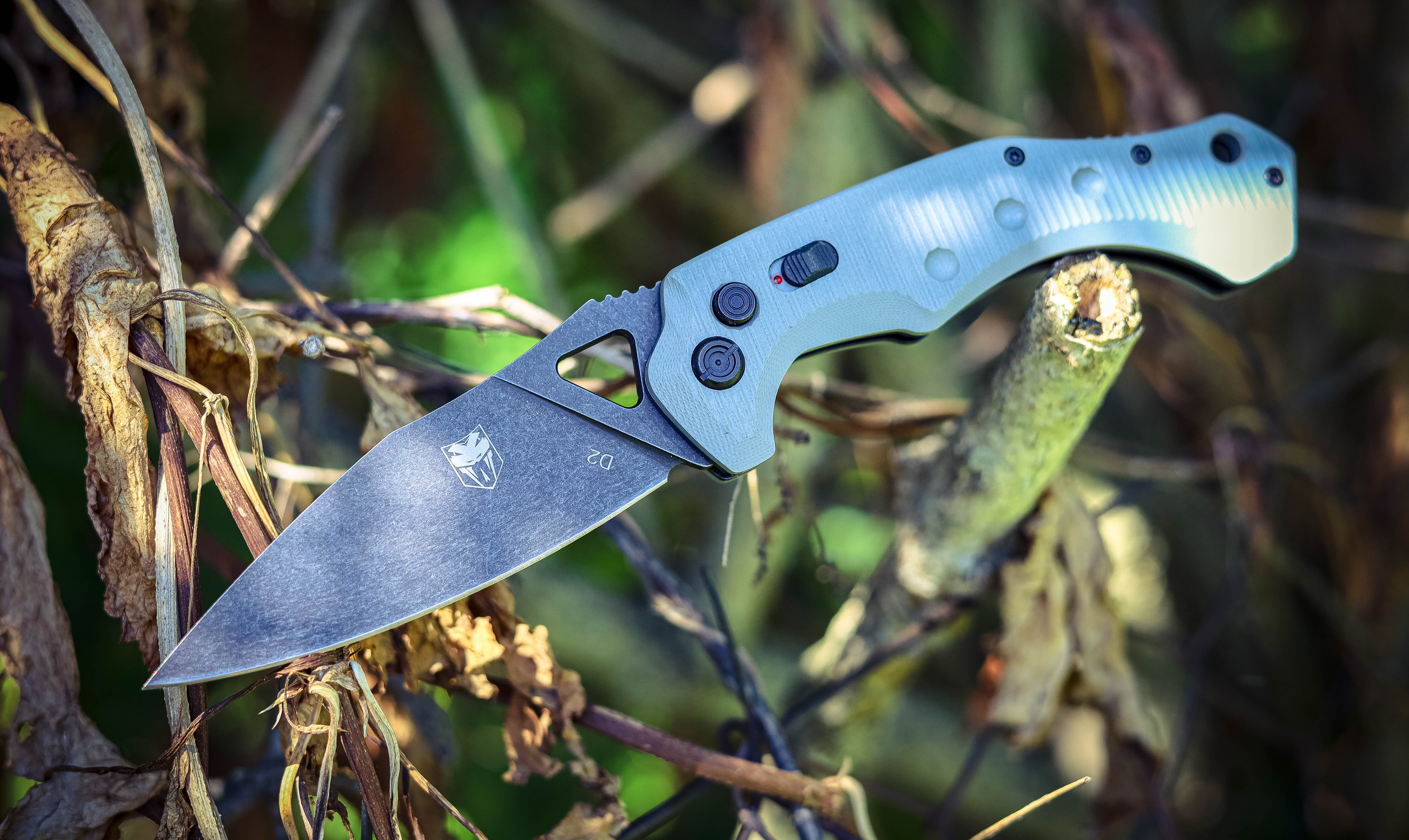 Automatic Knives